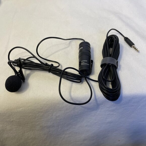 Blackmagic Design ATEM Mini Stream Switcher With BOYA Microphone Tether Pro Cabl - Picture 12 of 15